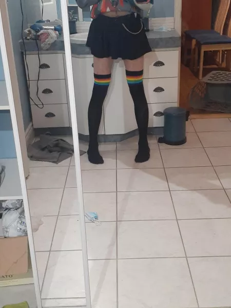 First time posting here, hope you find this cute >.< by welp-_--_-