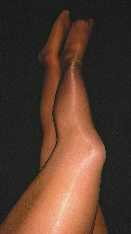 first time posting here, let me know if you'd like more! by Lexi_Bloom