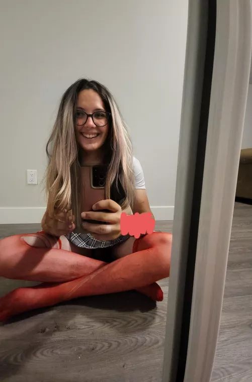 First time posting 🥺 I felt cute. I also blocked out my tattoos just for my own good by Striking_Ice_6539