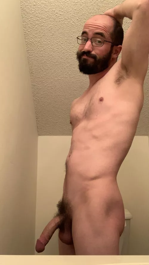 First time posting on this sub, hope I’m doing it right. by imnotatallperson