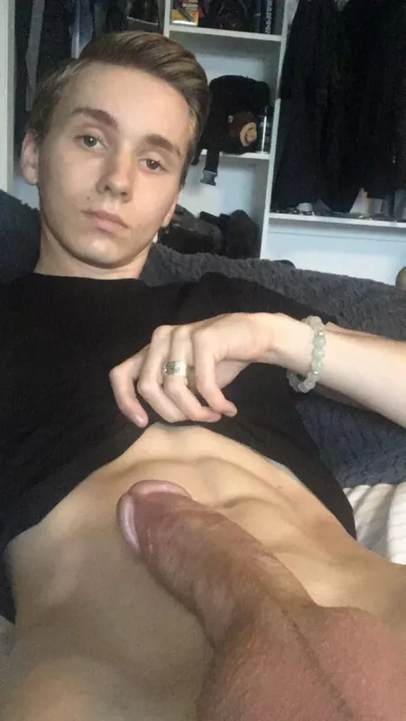 First time showing my face, is that ok? by little-and-shoes