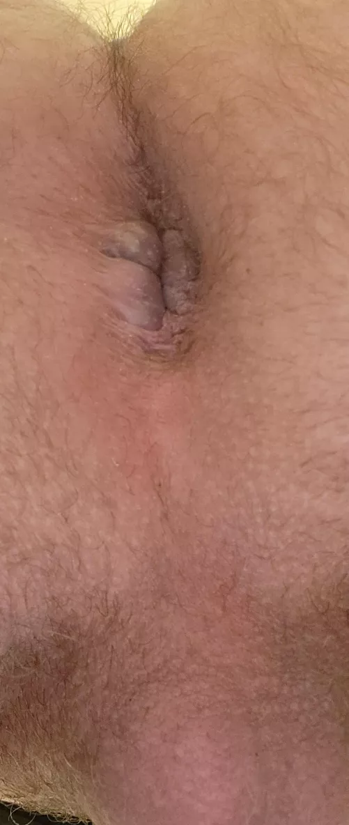 First time showing off my ass, anyone want to breed it? by fox_thor999