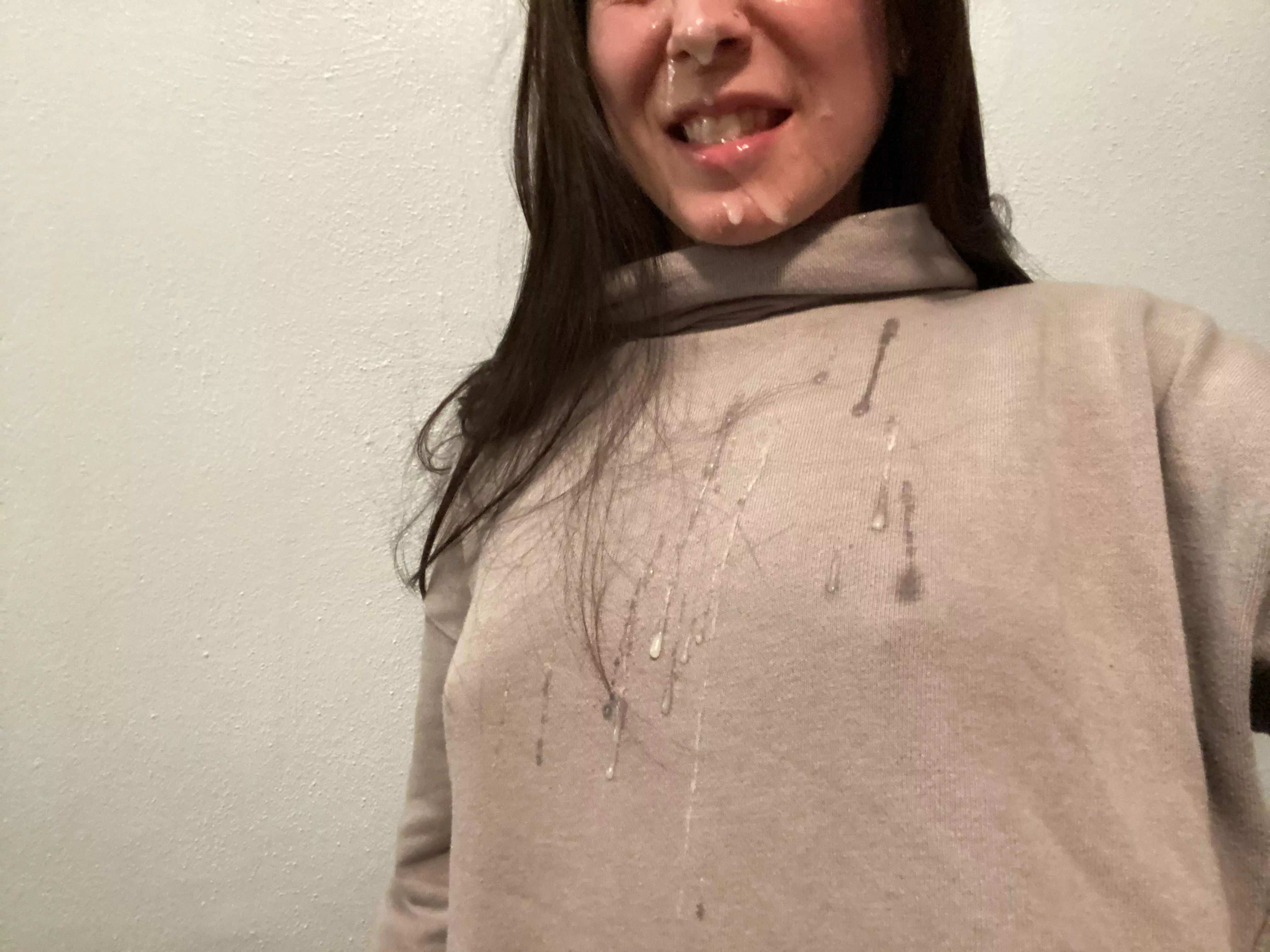 First we fucked. Then he covered me 💦😜 (f) posted by ctsharing