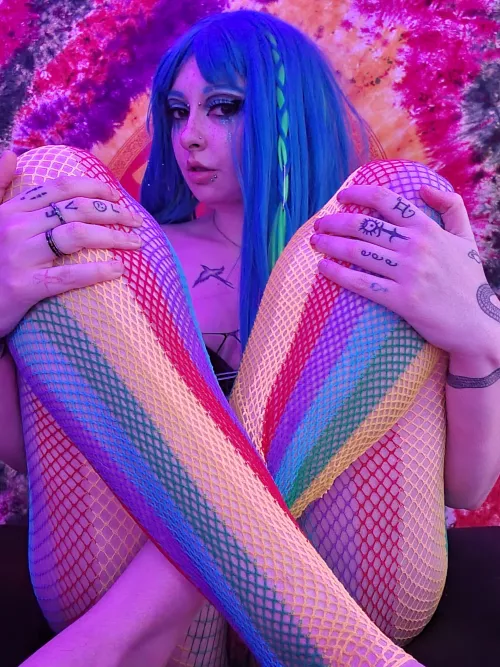 Fishnets are one of my favorite feelings 😏 by xdream_scapex