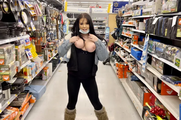 Flashing back to my favorite flashing pic 😜 by erikajacobs7