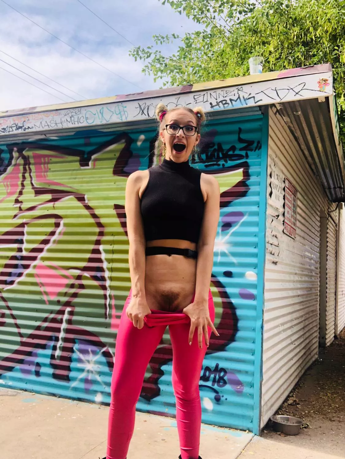 Flashing my pussy in public 💕 posted by blonde234