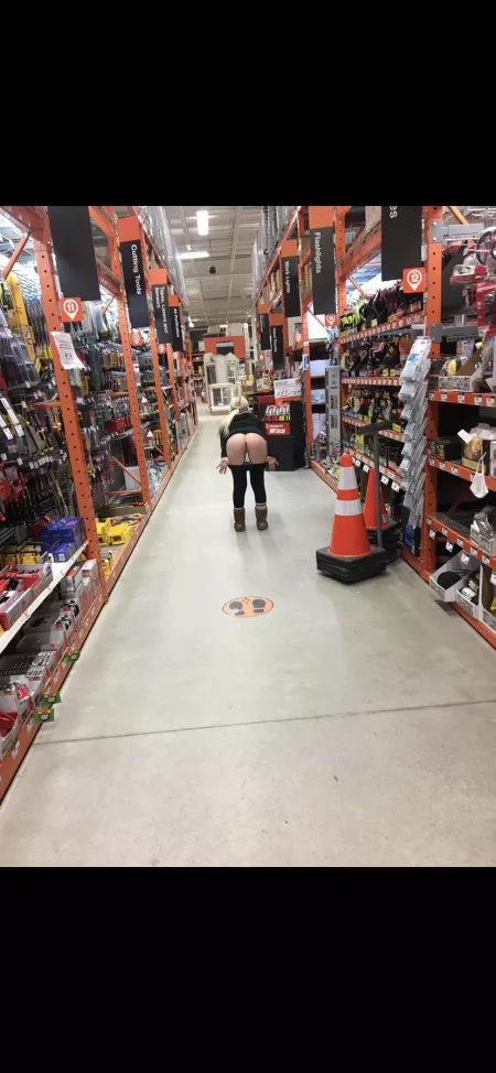 Flashing my Tiiiight little pussy in Home Depot by xxbebebxx