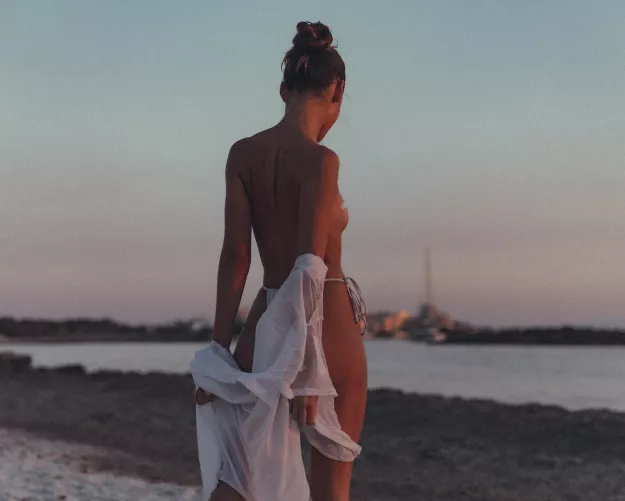 flashing my tits in public is my secret superpower by HienZimmer