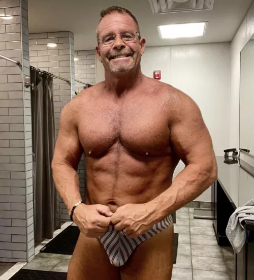 Flexing it out by ebatreyu79