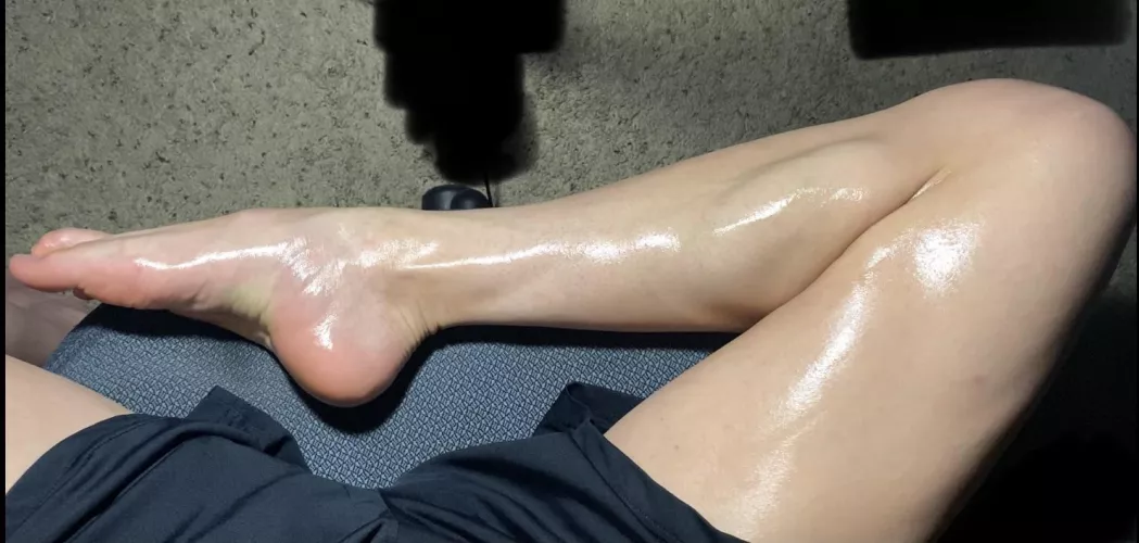 Flexing my feet and pointing my toes hard by King_Calves