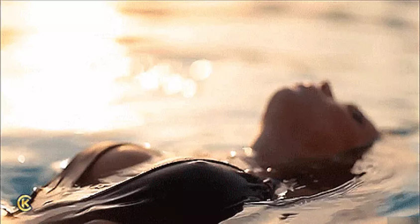 floating by 23snappy