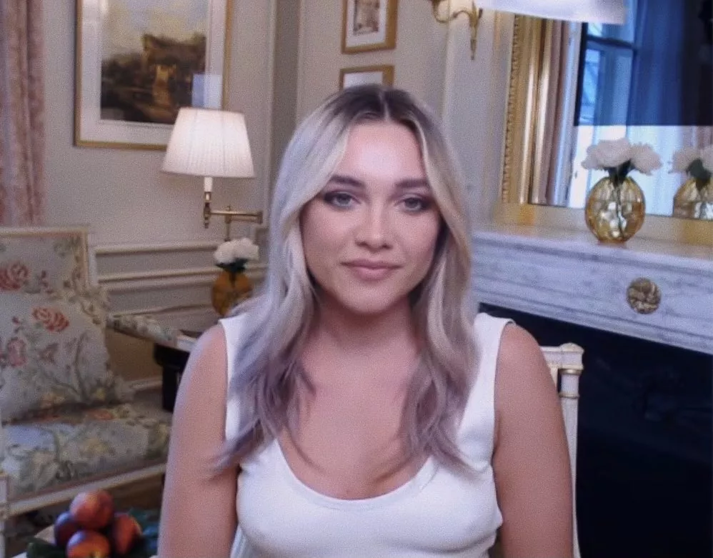 Florence Pugh posted by [deleted]