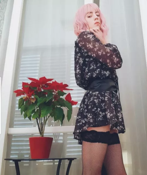 Flowers red hair pink dress black 😎 by CyberLola95