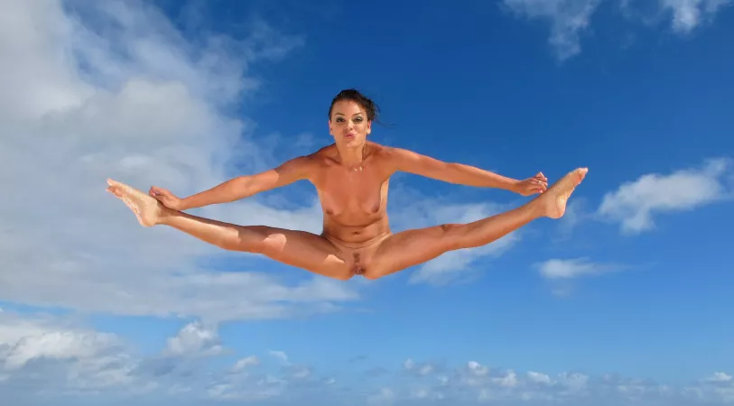 Flying by HobbesScotch