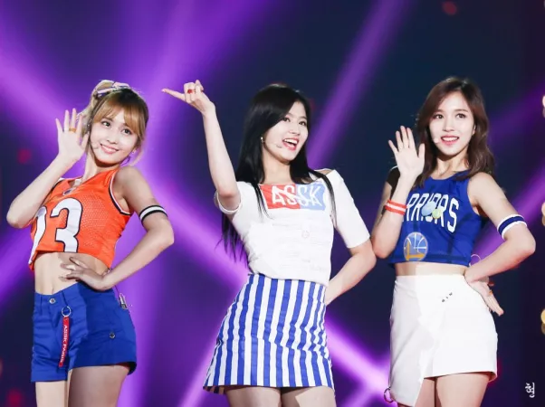 FMK by misterheracles