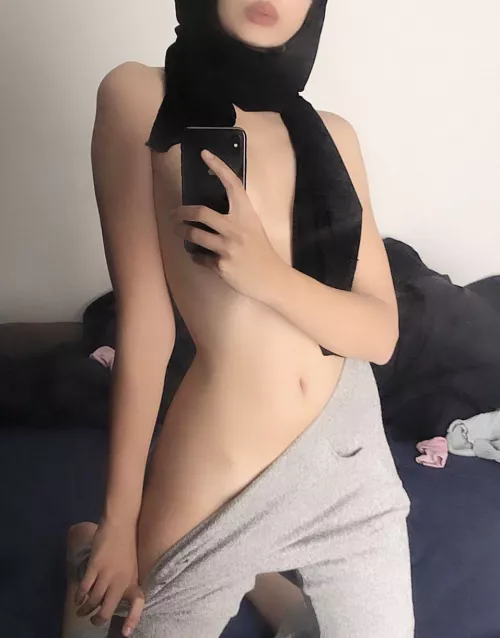 follow my twitter hur_elain % instagram hur_el_ain by Hur_el_ain