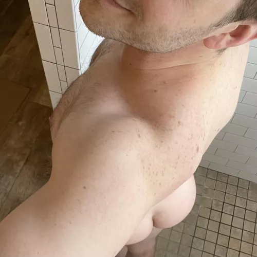 Following me in? by goldenboi88