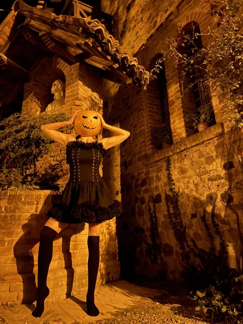 For Halloween thigh highs are a must ;) by _pantiesinwonderland