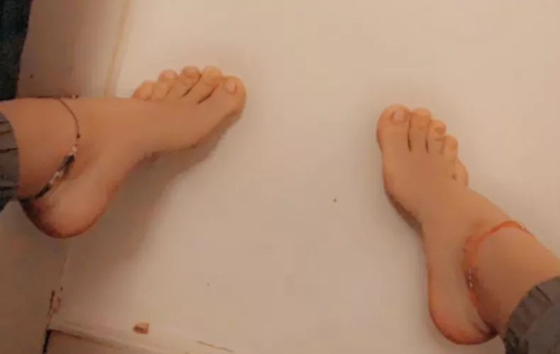For my feet lovers 👅🦶🏼 by Useful-Vanilla-2141