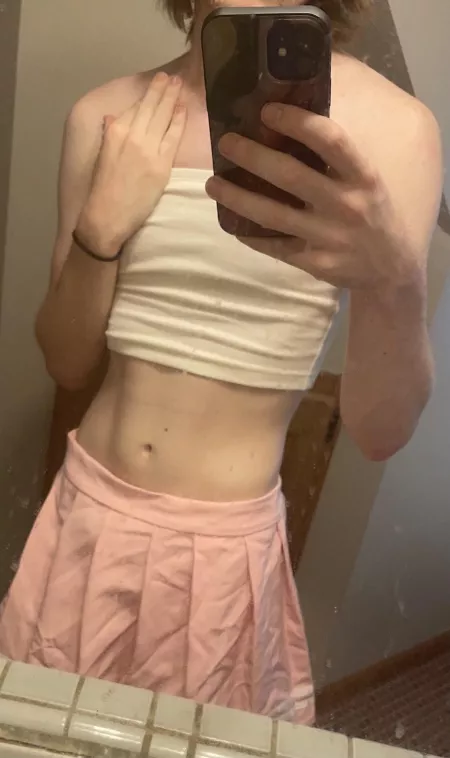 For the 3 people who think I’m cute 😇 by throwaways-r-neat