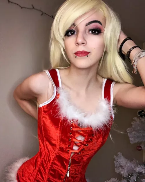 For the holidays ❤️ by Ayumeiko_x