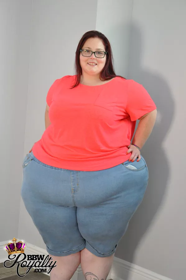 For the pear fans out there: Scarlett posted by [deleted]