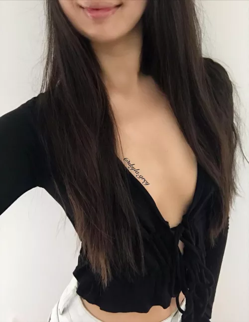 Forever braless by skylagreys