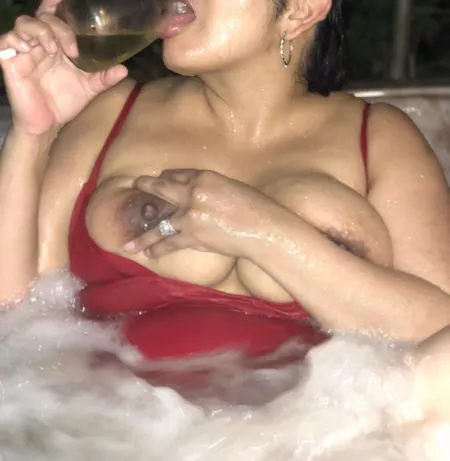 Forget Monday blues, cum find me in the hot tub 💦🥵 🍷 by Latina_pocahontas