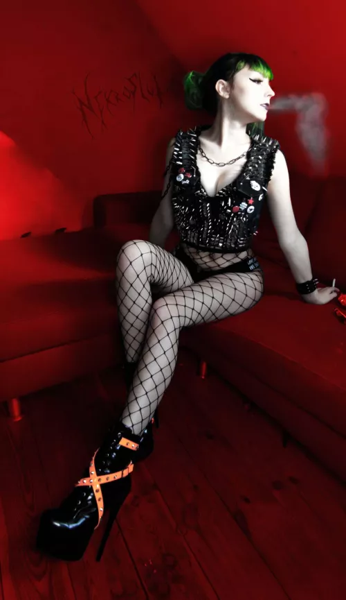 Forget the love we are making hate by NekroSlut