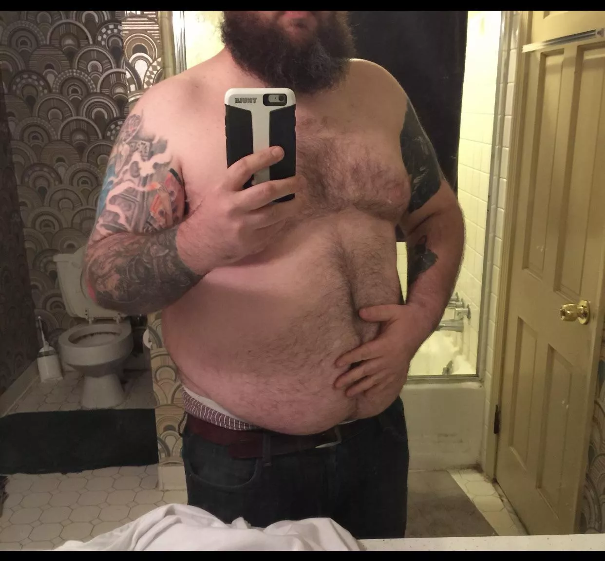 Found an older picture on my phone 😇 posted by throwingshappes