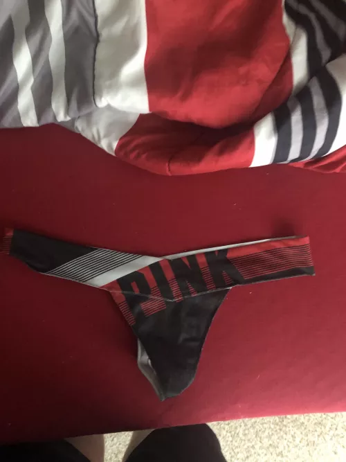 Found more of aunts panties might cum in it by Doot_is_god