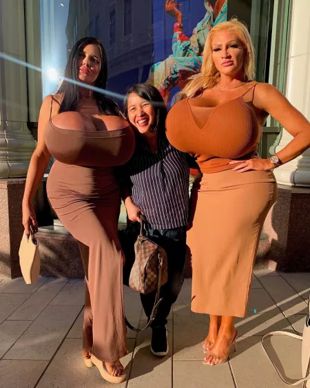 Foxy, Allegra and a smol Asian lady by badkluster03