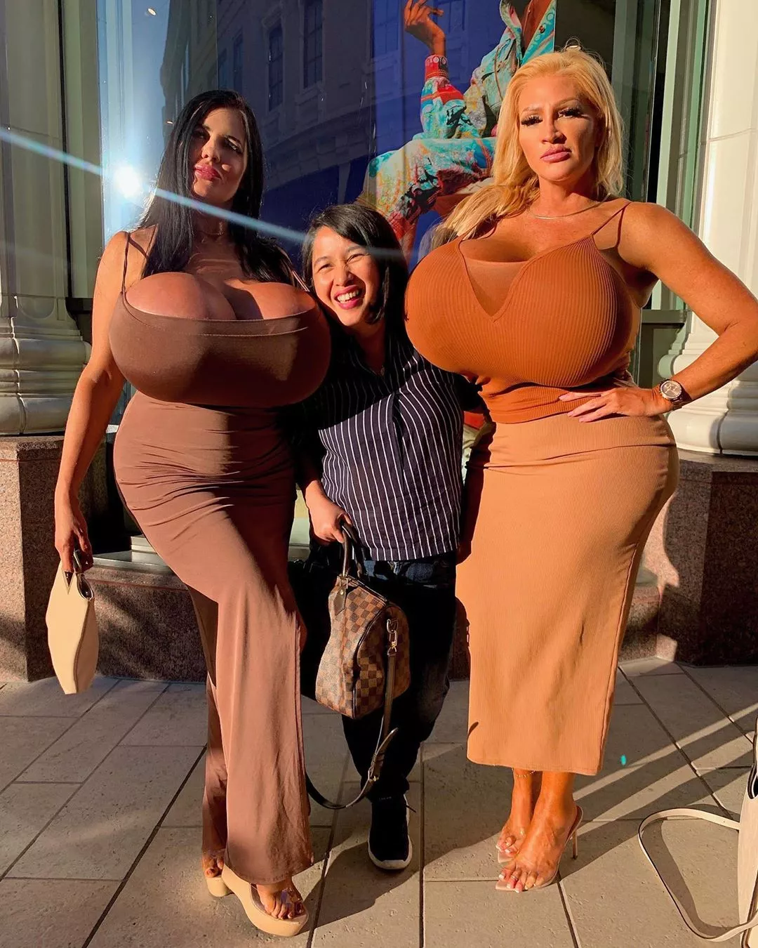 Foxy, Allegra and a smol Asian lady posted by badkluster03