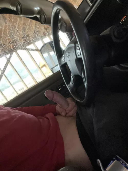 Framers: we work in snow, but once it starts raining I’m done. Waiting for the rain to settle this morning and started scrolling Reddit. Good idea or bad? You be the judge. by cg1292