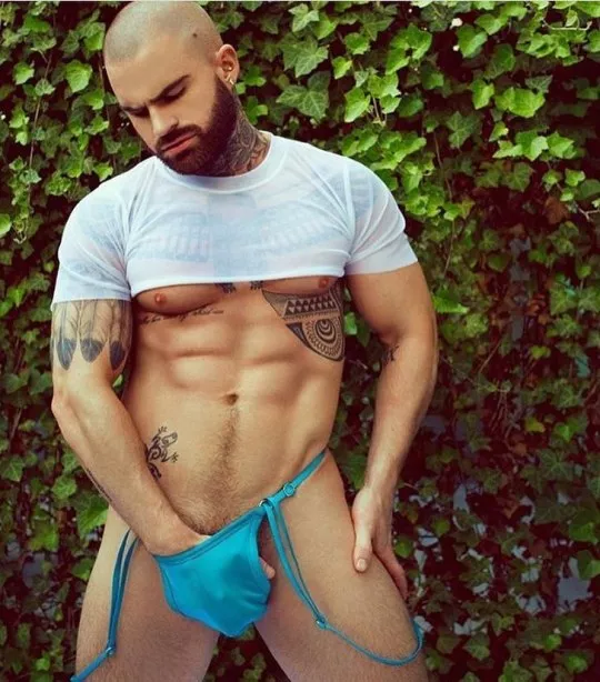 Francois grabbing his junk posted by menareamazing
