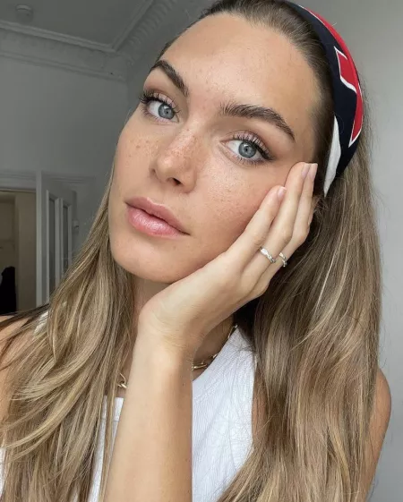 Freckled beauty by Justforfun218