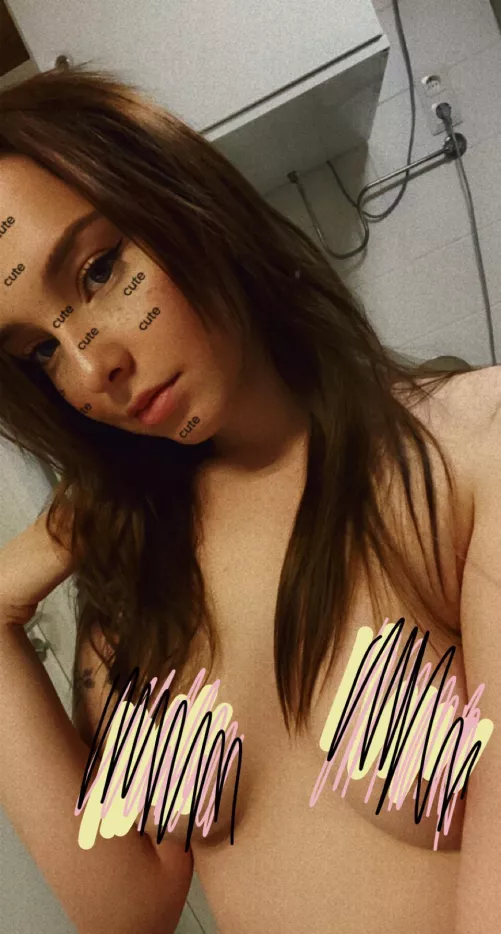 Free and paid accounts😍 by isabellaaof