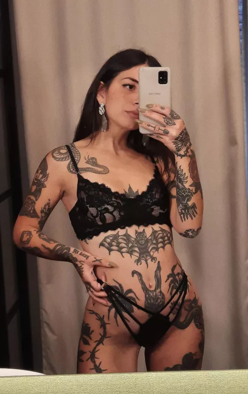 free onlyfans 🖤 petite tattooed babe, now online 🔥 link in comments by inkbabe666