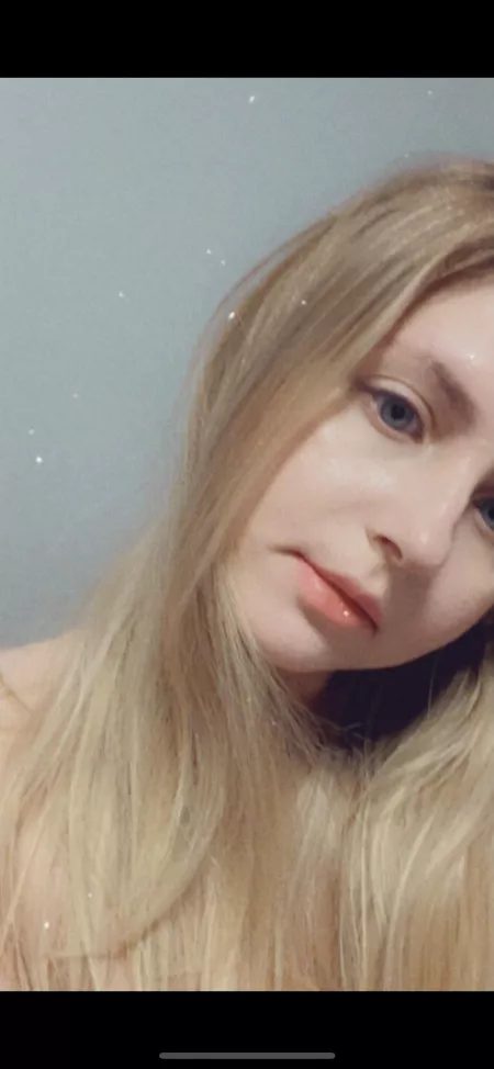 FREE PAGE 🔥Young horny girl 💕 just turned 19 🍒🍒 Link in the c0mments by yourtoy02