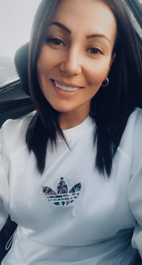 Free Page!Full time teacher! When i'm not teaching...i'm doing dirty stuff I love Custom videos 👻Calls 🧸Toys and much more by vanessamorevip