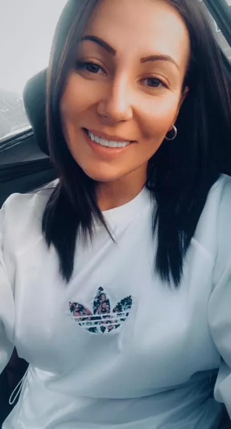 Free Page!Full time teacher! When i'm not teaching...i'm doing dirty stuff I love Custom videos 👻Calls 🧸Toys and much more by vanessamorevip