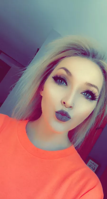 FREE SUBSCRIPTION 🖤 LINK 👇🏼 by makenziebr