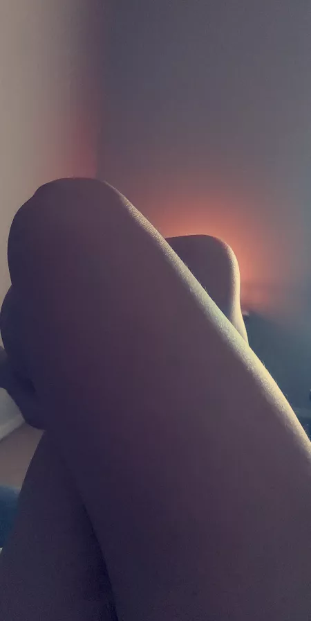 Freeing the legs by suicidalmute