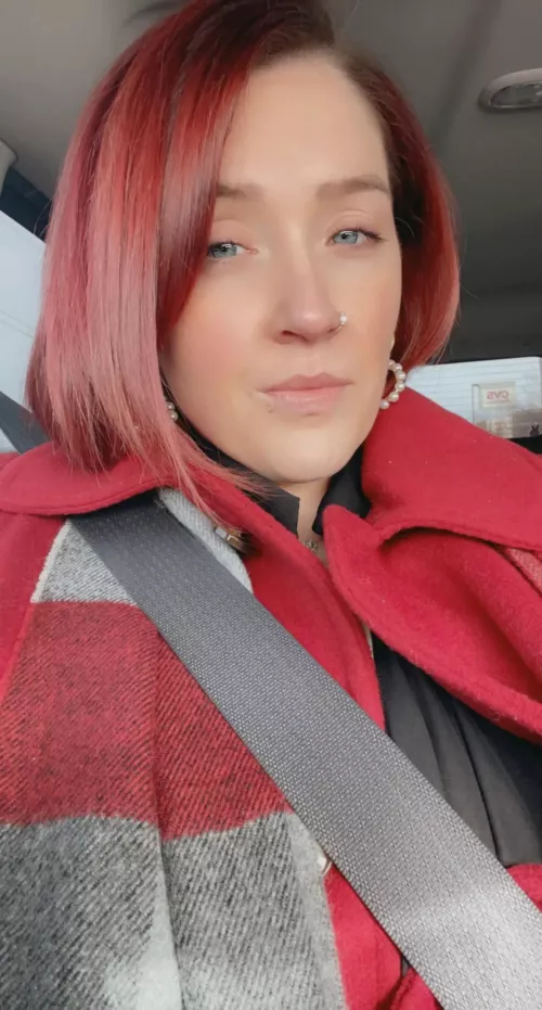 Freezing 🥶 by Sugabby_b