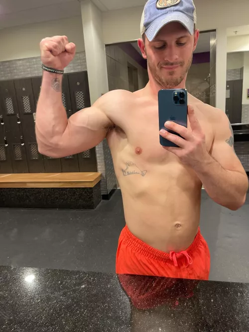 Fresh out of the gym by nickrose623