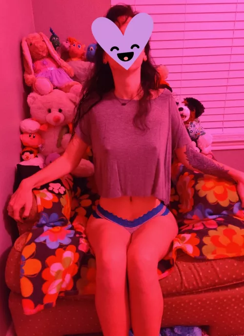 Fresh out of the shower, patiently waiting for Sir to come home from work 💜 by kimkitten-