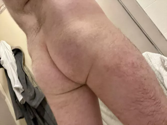 Fresh out the shower. 💦 by dirtyperryxxx