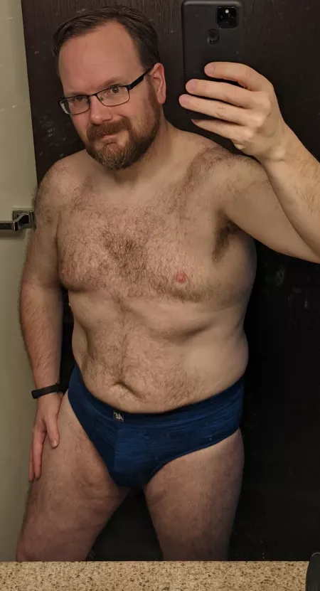 Fresh Outta the Shower... by Zauber_Drache