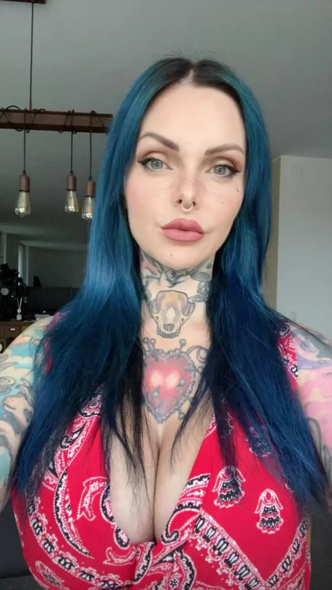 Fresh pic from IG posted by ossuremrehliug