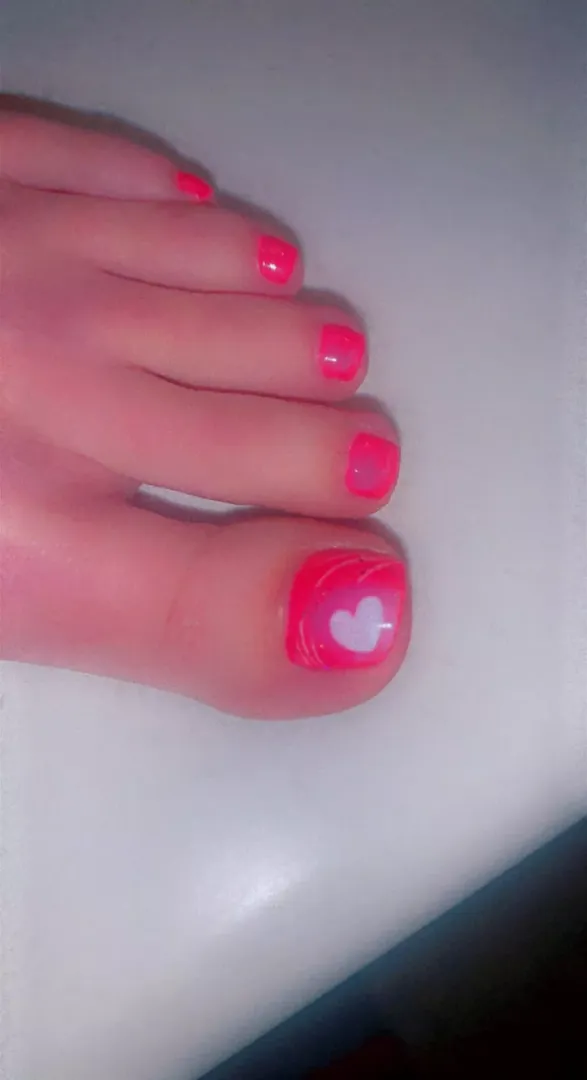 Fresh toes for vday posted by ConfidentGirl69